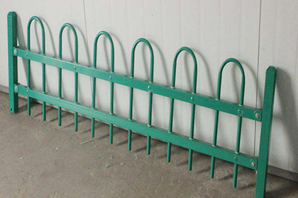 巢湖PVC草坪锌钢护栏